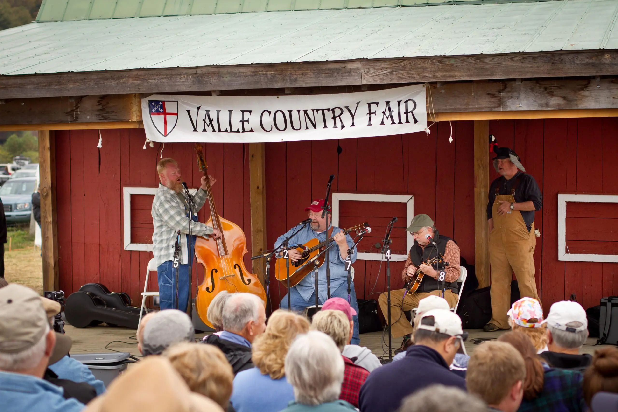 Rows of craft booths at the Valle Country Fair